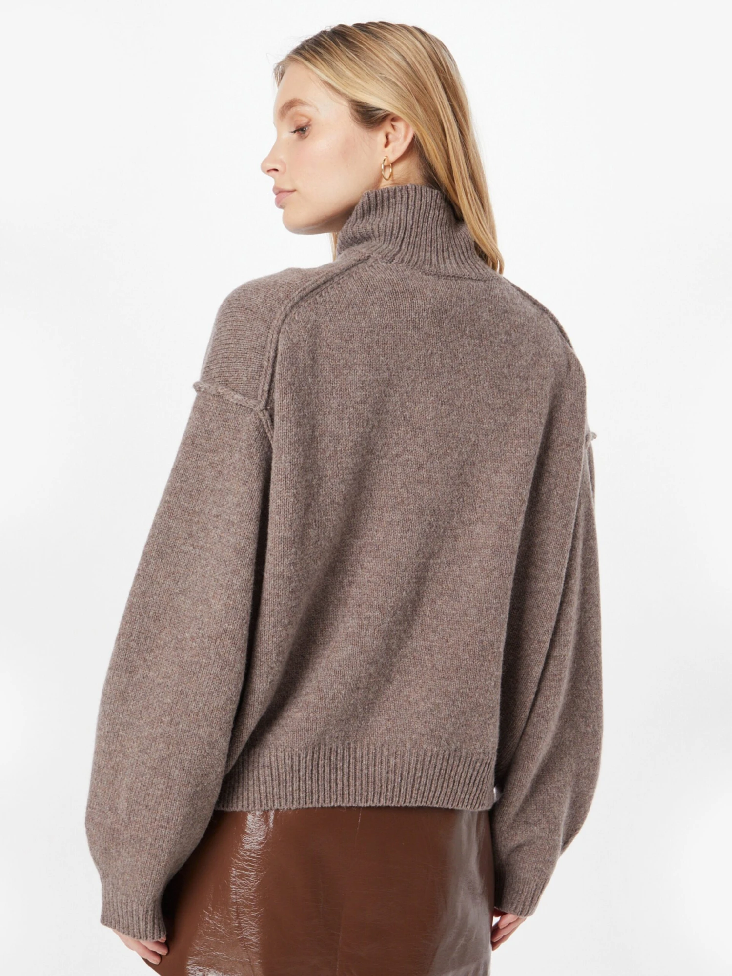 WEEKDAY Fijngebreide Truien Trui Norah Dames Bruin 4 WEEKDAY Fijngebreide Truien Trui Norah Dames Bruin - Afbeelding 4