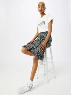 MOSS COPENHAGEN T-shirts Shirt Alva Dames Wit 9 MOSS COPENHAGEN T-shirts Shirt Alva Dames Wit -Kledingverkoopwinkel 60b7887624cae3b5c654791c0a84a283