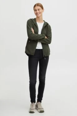 OXMO Outdoor Jassen Fleece Jas FINJA Dames Donkergroen 10 OXMO Outdoor Jassen Fleece Jas FINJA Dames Donkergroen -Kledingverkoopwinkel ab755d375d66e3f770d26f1665f613a4